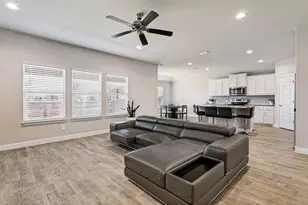1608 Central Park Dr, Alvarado, TX 76009 - Photo 9