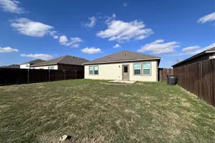 1617 Braeburn Ln, Fort Worth, TX 76052 - Photo 13