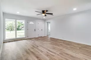 1208 N Grant Dr, Sherman, TX 75092 - Photo 5