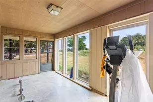 7125 S Hwy 171 Hwy, Grandview, TX 76050 - Photo 19