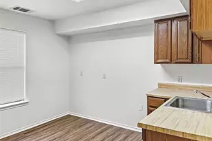 4100 Green Acres Cir, Arlington, TX 76017 - Photo 13