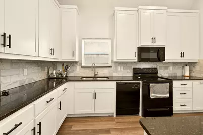 807 Dr Martin Luther King Jr Boulevard, Waxahachie, TX 75165 - Photo 13