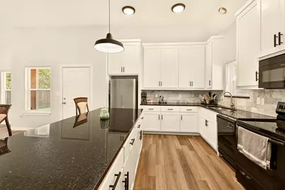 807 Dr Martin Luther King Jr Boulevard, Waxahachie, TX 75165 - Photo 15
