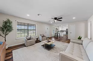 119 Castleman Cir, Hewitt, TX 76643 - Photo 7
