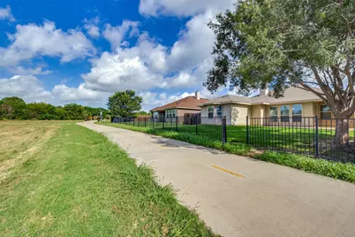 905 Meadowedge Lane, Denton, TX 76207 - Photo 25
