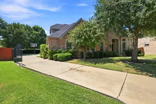 6769 Canal Ct, Grand Prairie, TX 75054 - Photo 33