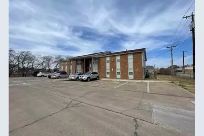327 SE 3rd Street #202, Grand Prairie, TX 75051 - Photo 1