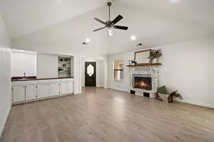3111 Bonham St, Greenville, TX 75402 - Photo 9