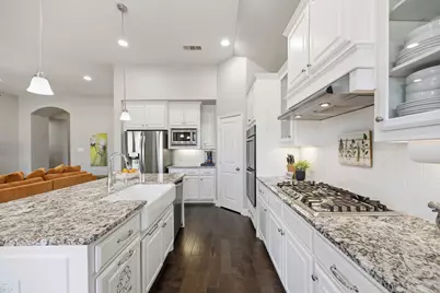 9901 Trinity Drive, Little Elm, TX 75068 - Photo 9