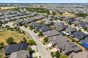 9901 Trinity Dr, Little Elm, TX 75068 - Photo 35