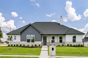 610 N Mill, Weatherford, TX 76086 - Photo 1