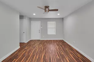 1362 S 12th St, Waco, TX 76706 - Photo 7