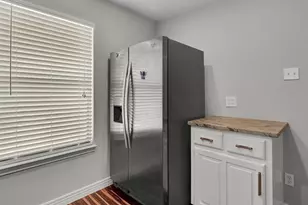 1362 S 12th St, Waco, TX 76706 - Photo 13