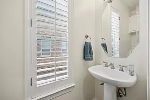3610 Gillespie St, Dallas, TX 75219 - Photo 13