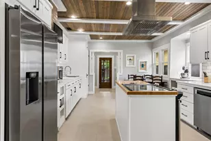 1011 Woodlawn Ave, Dallas, TX 75208 - Photo 9