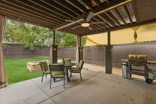 1011 Woodlawn Ave, Dallas, TX 75208 - Photo 25