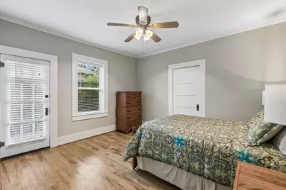 1011 Woodlawn Avenue, Dallas, TX 75208 - Photo 15
