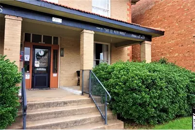 611 Main Street, Denison, TX 75020 - Photo 3