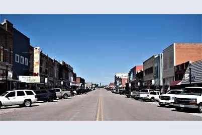 611 Main Street, Denison, TX 75020 - Photo 17