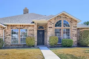 920 Jacksonhole Ln, Mesquite, TX 75149 - Photo 3