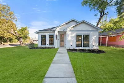 1100 E Collin Street, Corsicana, TX 75110 - Photo 1