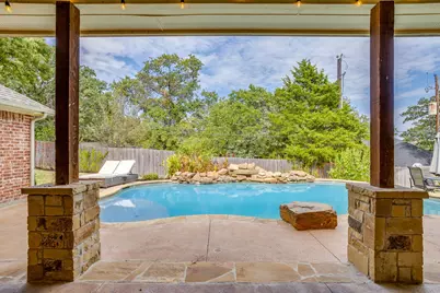 910 Royal Court, Burleson, TX 76028 - Photo 39