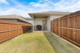 6729 Windfall Dr, Fort Worth, TX 76135 - Photo 7
