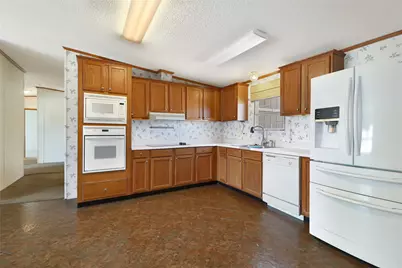 12981 Heather Brook Road, Justin, TX 76247 - Photo 11
