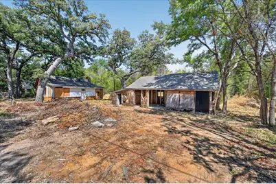 203 E 9th Street, Shady Shores, TX 76208 - Photo 9