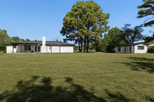 102 Amy Ct, Burleson, TX 76028 - Photo 27