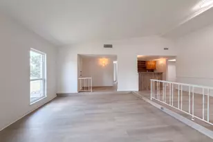 2002 Wilderness Trail, Grand Prairie, TX 75052 - Photo 3