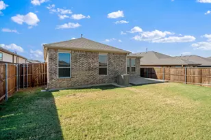 949 Brock Dr, Aubrey, TX 76227 - Photo 15