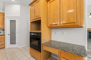 2521 Pecan Springs Rd, Cleburne, TX 76031 - Photo 17