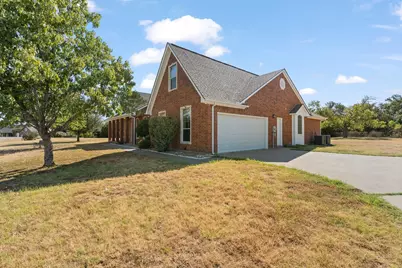 2521 Pecan Springs Road, Cleburne, TX 76031 - Photo 3