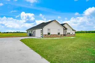 451 County Rd 26850, Petty, TX 75470 - Photo 27