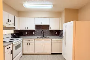 512 Rita Ln, Arlington, TX 76014 - Photo 5