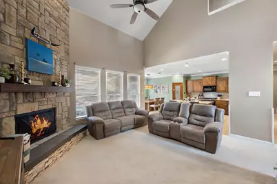 13801 Hunter Jake Drive, Fort Worth, TX 76052 - Photo 7