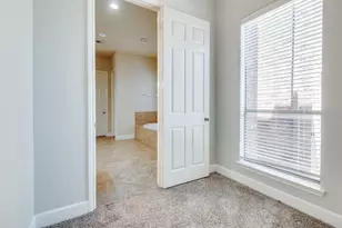 909 City Side Ln, Dallas, TX 75201 - Photo 11