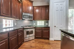 909 City Side Ln, Dallas, TX 75201 - Photo 7