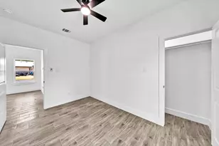 220 Calvert St, Sulphur Springs, TX 75482 - Photo 17