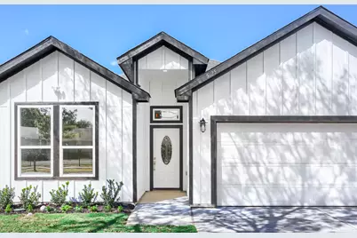 525 NW 17th Street, Grand Prairie, TX 75050 - Photo 1