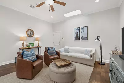 721 Austin Avenue #C, Waco, TX 76701 - Photo 9