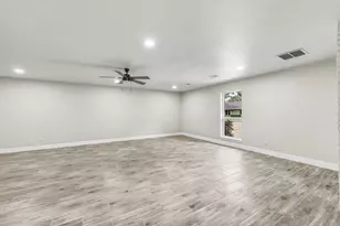 122 Meadowbrook Dr, DeSoto, TX 75115 - Photo 23