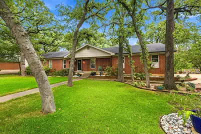 307 Shadow Lane, Euless, TX 76039 - Photo 1