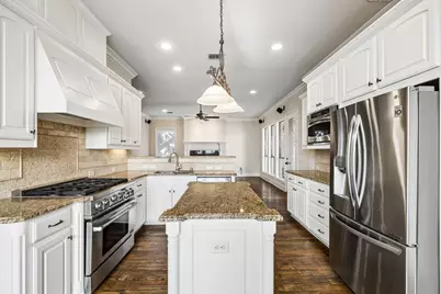 7202 Casa Loma Avenue, Dallas, TX 75214 - Photo 13