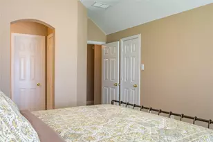 4504 Narrow Brook Dr, Flower Mound, TX 75028 - Photo 27
