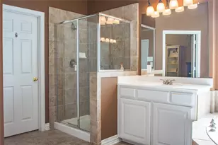 4504 Narrow Brook Dr, Flower Mound, TX 75028 - Photo 23
