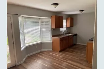 5312 Queens Court, Lake Dallas, TX 75065 - Photo 3
