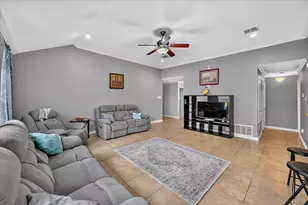 5530 Mandarin Way, Dallas, TX 75249 - Photo 7