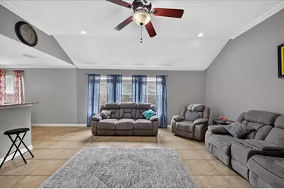 5530 Mandarin Way, Dallas, TX 75249 - Photo 7